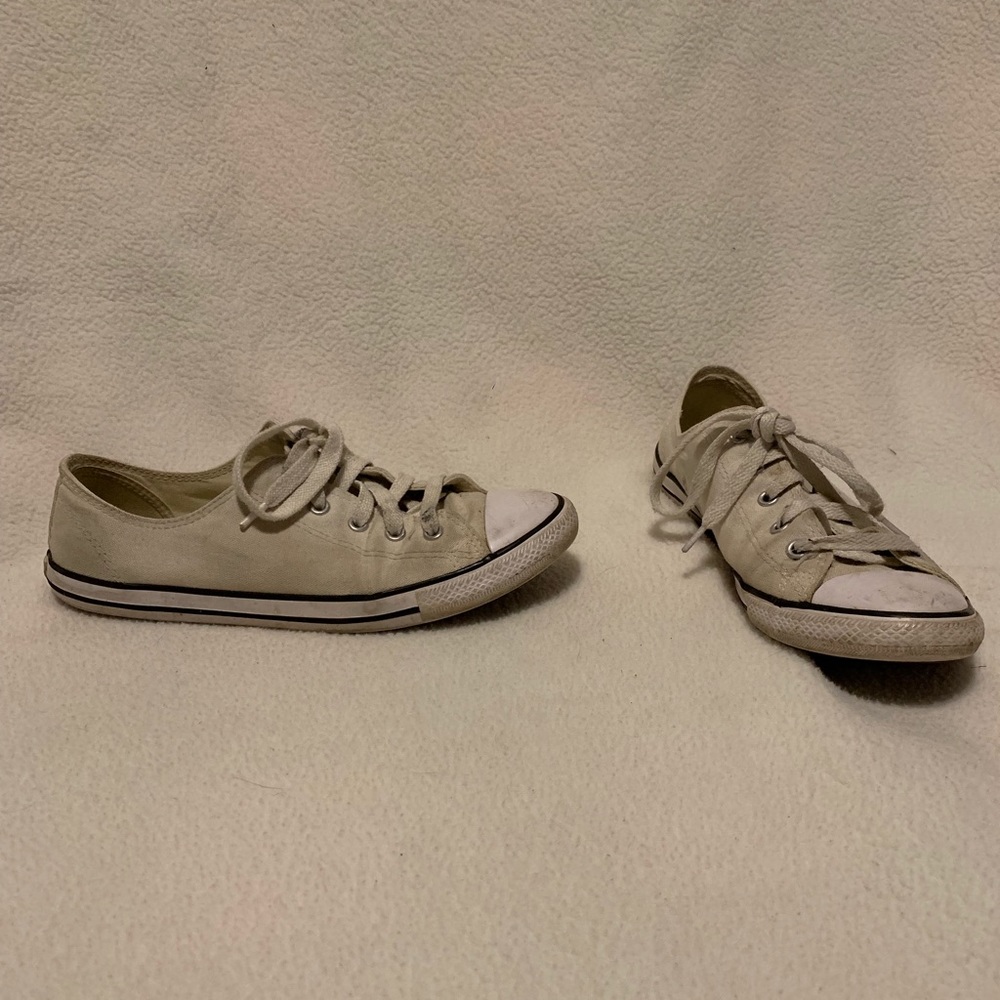 Converse Low Tops